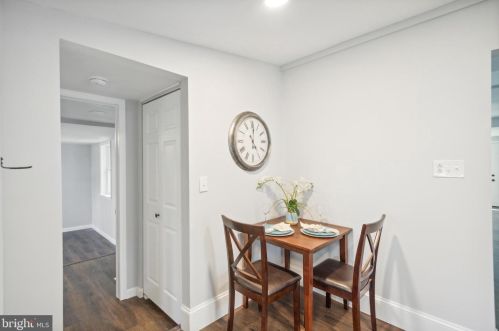 1860 Rosemore Ave, West Deptford NJ 08096-4327 exterior