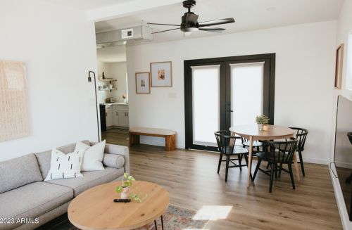 2635 Clarendon Ave, Phoenix AZ 85018-5958 exterior