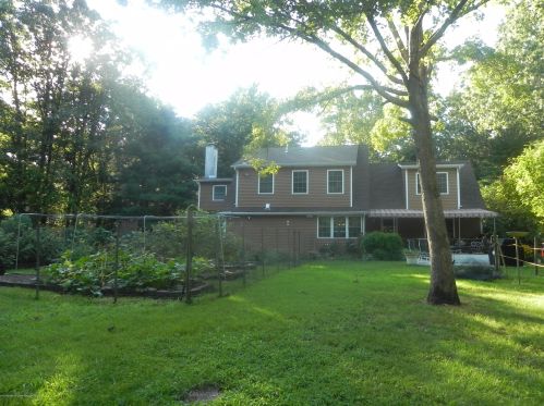 137 Jackson Ml Rd, Jackson Twp NJ 08527-4447 exterior