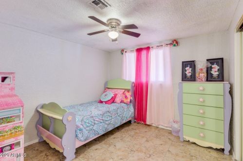 1340 38 Dr, Phoenix AZ 85053-2811 exterior