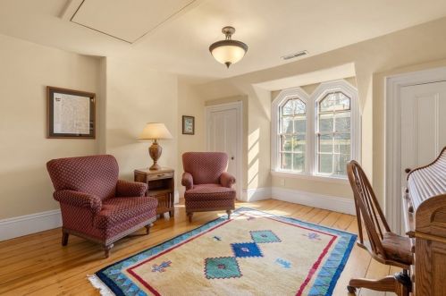 120 Pleasant St, Newton MA 02459-1810 exterior