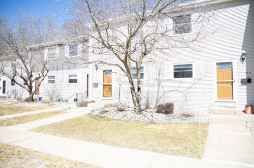 140 Autumn St, Agawam, MA 01001-2899