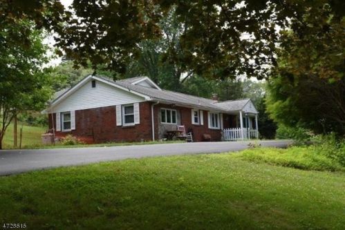 224 Bellis Rd, Milford, NJ 08848-1745