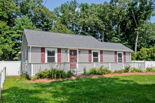 238 Springdale Rd, Montgomery, MA 01085-2010