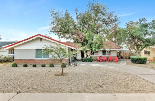 5047 39 Dr, Phoenix AZ 85029-3002 exterior