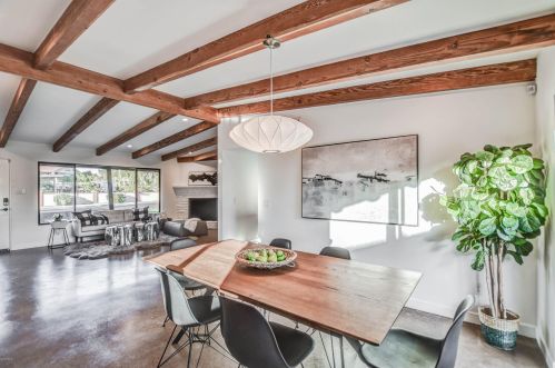 1201 Edgemont Ave, Phoenix AZ 85035-1809 exterior