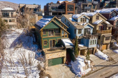 438 Ontario Ave, Park City UT 84060-5120 exterior