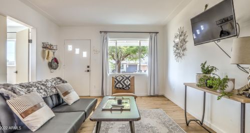 1819 45th St, Phoenix AZ 85032-2387 exterior