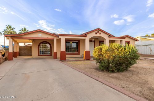 4916 Amelia Ave, Phoenix AZ  85031-2711 exterior