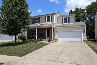 5311 Bannon Crossings Dr, Louisville, KY 40218-4085