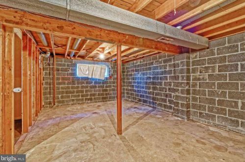 1375 Park Pl, West Deptford NJ 08093-1940 exterior