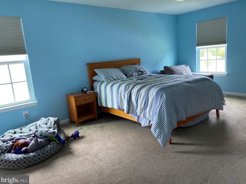 202 Rodney Ave, West Deptford NJ 08096-4109 exterior