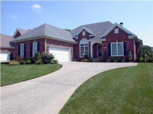 10111 Ivybridge Cir, Louisville, KY 40241-4188