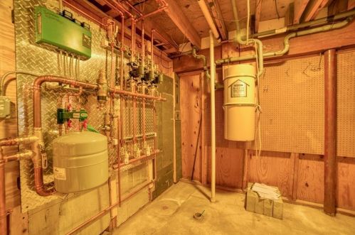 11 Madison Ave, Beverly MA 01915-3548 exterior