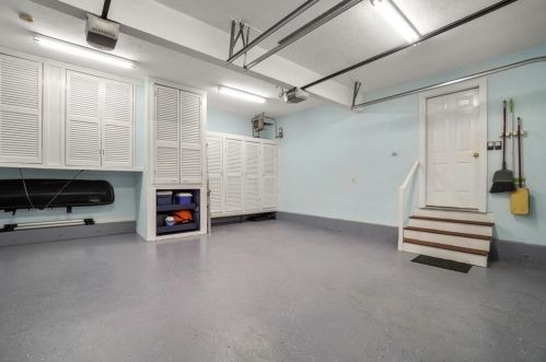 61 Village Ave, Dedham MA 02026-4209 exterior