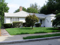 89 Parker Ave, Newton, MA 02461-1814