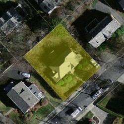 47 Dolphin Rd, Newton MA  02459-1304 aerial view