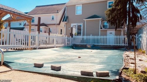 328 Joralemon St, Belleville NJ  07109-2167 exterior