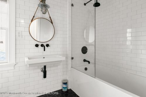 67 Rivers Edge Dr, Little Silver NJ  07739-1708 exterior