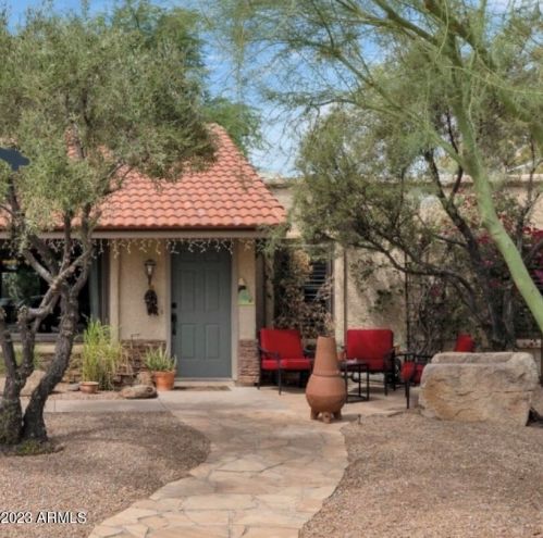 10438 45 Pl, Phoenix AZ 85050-8555 exterior