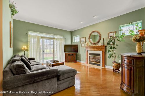 25 Pine Valley Rd, Jackson Twp NJ 08527-4014 exterior