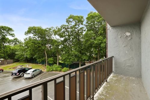 62 South St, Quincy MA 02169-6853 exterior