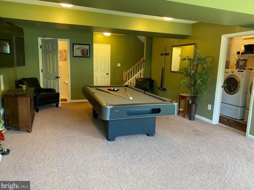 618 Sweetgum Ln, West Deptford NJ  08096-5565 exterior