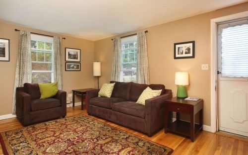 8 Lorne Rd, Arlington, MA 02476-5758