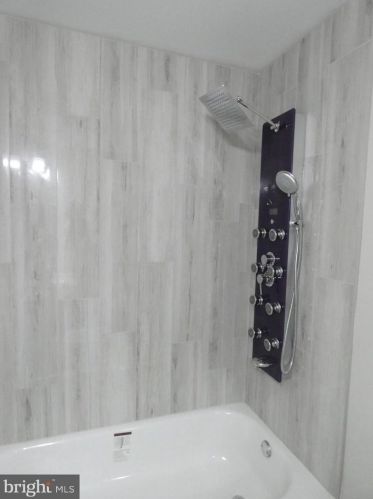 1920 Godfrey Ave, Philadelphia PA  19141-1302 exterior