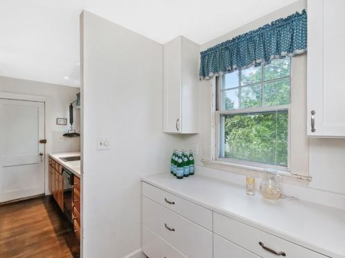 18 Mary St, Arlington MA 02474-8827 exterior