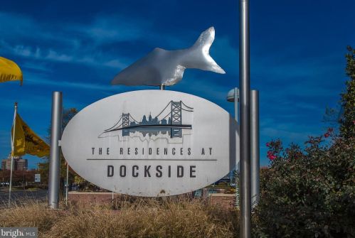 717 Columbus Blvd, Philadelphia PA  19147-3521 exterior