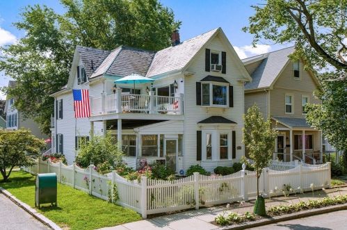 41 Teel St, Arlington MA 02474-5512 exterior