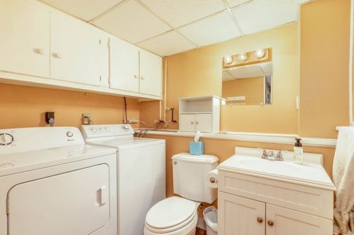 22 Glenwood Dr, Lawrence MA 01843-3001 exterior