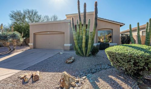 22030 51st St, Phoenix, AZ 85054-7142