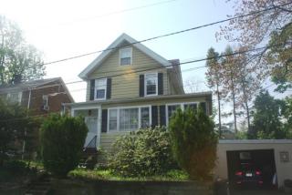64 Tyson Pl, Bergenfield, NJ 07621-1640