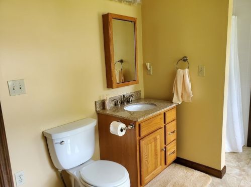 589 Vernon St, East Bridgewater MA 02324-2238 exterior