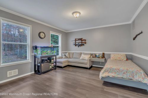 6 Pitney Ln, Jackson Twp NJ 08527-2933 exterior