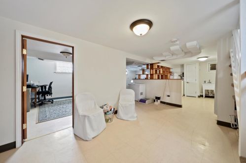 1613 Maple Ave, Forest View IL 60402-1546 exterior