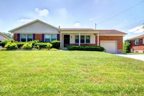 4010 Pinecroft Dr, Louisville KY  40219-3735 exterior