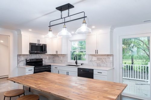 14 Frye Rd, Methuen MA  01844-5613 exterior