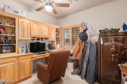 37405 16 St, Phoenix AZ 85086-6479 exterior