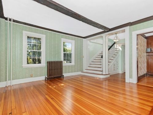 1818 Washington St, Canton MA  02021-1642 exterior