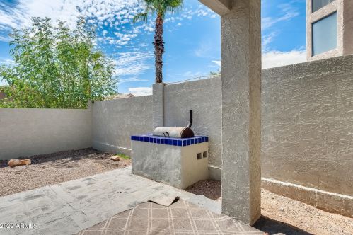 2151 Briarwood Ter, Phoenix AZ 85048-0152 exterior