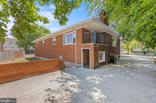 213 Berkley Rd, West Deptford NJ 08066-1503 exterior