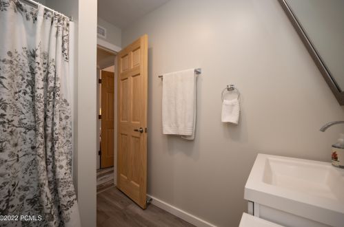 95 Aspen Dr, Park City UT 84098-5186 exterior