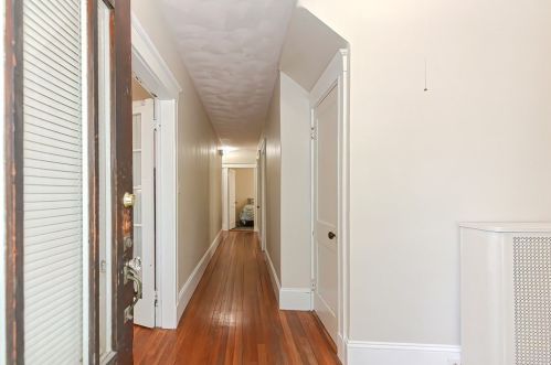 49 Reed Ave, Everett MA 02149-3940 exterior