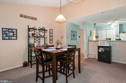 554 Elberne Ave, West Deptford NJ 08093-1715 exterior