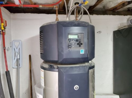 8 Ipswich St, Seekonk MA 02771 exterior