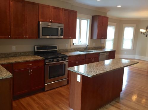 29 Cleveland St, Arlington, MA 02474-6915