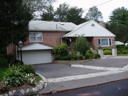 515 Dudley Rd, Newton, MA 02459-2800